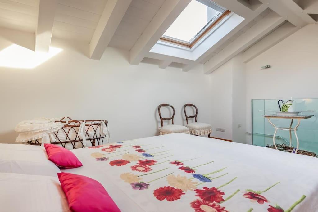 Three Floors Home Venesia Bagian luar foto